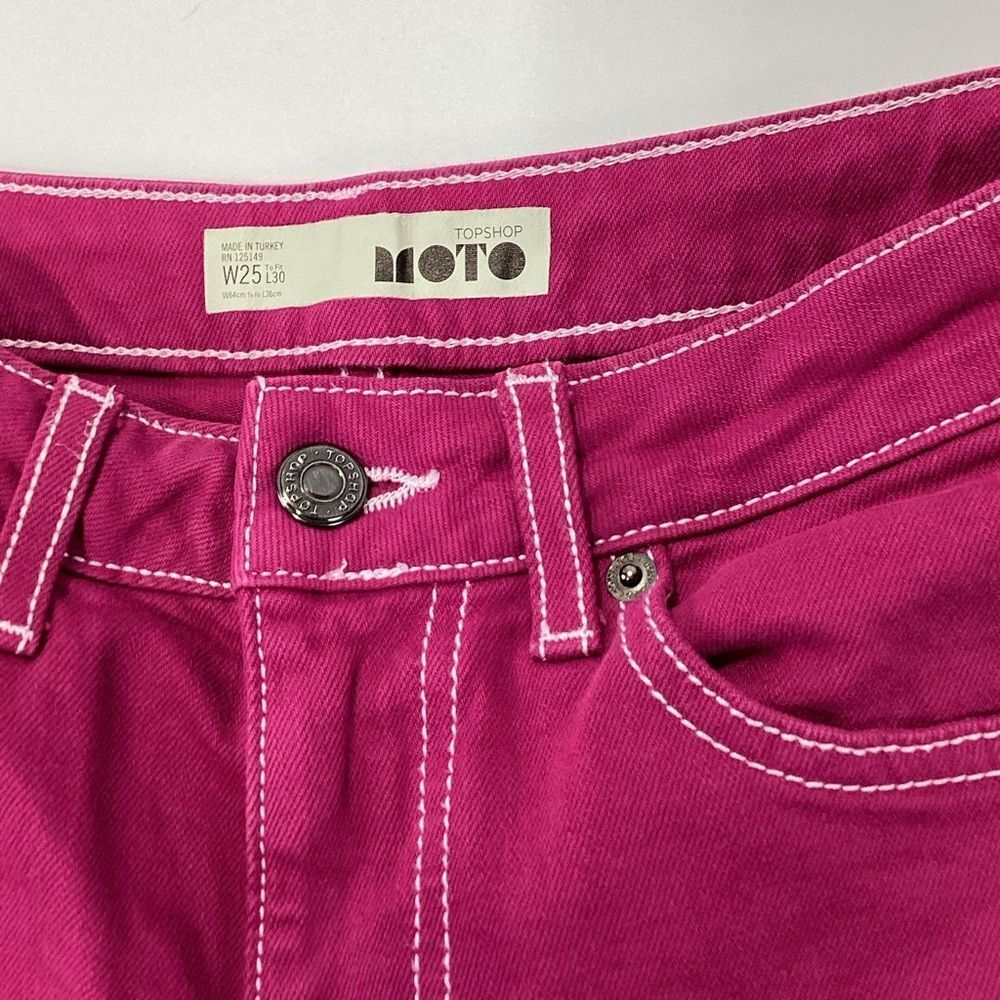 Topshop Moto Straight Leg Jeans Size 25 Fuchsia Pink - Picture 2 of 10